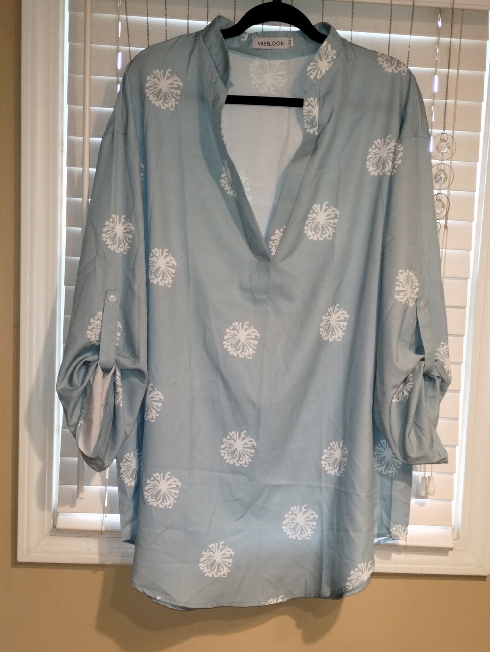 MISSLOOK Light Blue and White Printed V-Neck Tunic